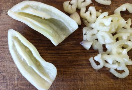 Фото шага рецепта Тушеные баклажаны с перцем и шпинатом 190638 шаг 4  