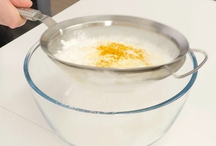 Фото шага рецепта Вьетнамский блинчик баньсео 125292 шаг 2  