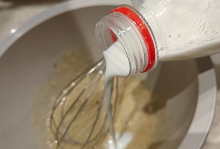 Фото шага рецепта Банановые панкейки 191385 шаг 5  