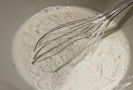 Фото шага рецепта Банановые панкейки 191385 шаг 6  