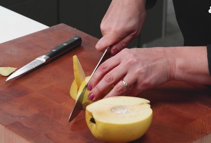 Фото шага рецепта Баранина с айвой и бататом 175272 шаг 3  