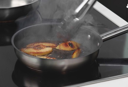 Фото шага рецепта Баранина с айвой и бататом 175272 шаг 5  