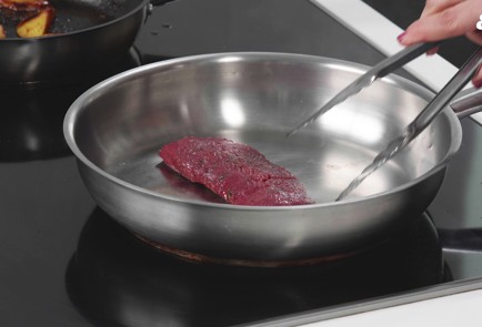 Фото шага рецепта Баранина с айвой и бататом 175272 шаг 6  