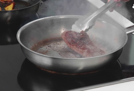 Фото шага рецепта Баранина с айвой и бататом 175272 шаг 8  