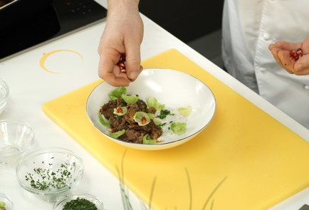 Фото шага рецепта Баранина с брюссельской капустой 91562 шаг 9  