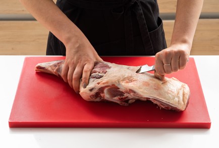 Фото шага рецепта Баранина в духовке с черносливом по рецепту Джейми Оливера 151799 шаг 3  