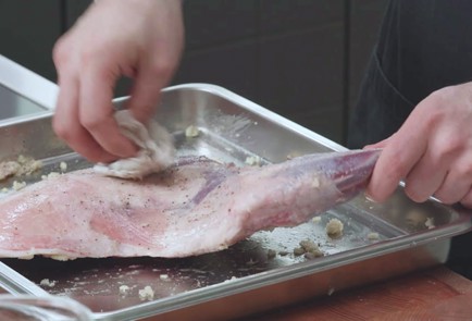 Фото шага рецепта Баранья нога в духовке 153096 шаг 4  