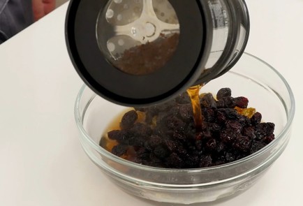 Фото шага рецепта Ирландский сладкий хлеб бармбрэк 125342 шаг 3  