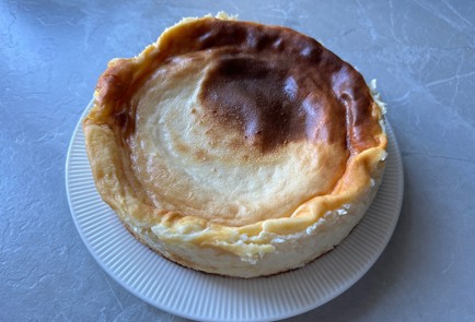 Фото шага рецепта Баскский чизкейк 189755 шаг 10  