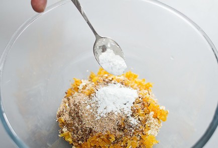 Фото шага рецепта Батончики из овсяной гранолы с абрикосом и льном 21219 шаг 1  