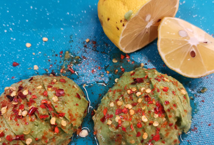 Фото шага рецепта Базиликовые кетотосты с авокадо 151773 шаг 18  