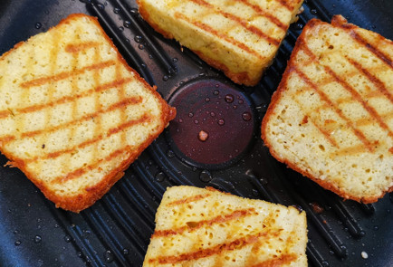 Фото шага рецепта Базиликовые кетотосты с авокадо 151773 шаг 21  