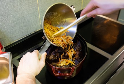 Фото шага рецепта Бефбургиньон 136700 шаг 7  