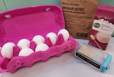 Фото шага рецепта Белковые кетобулочки 175516 шаг 1