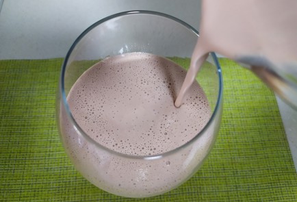 Фото шага рецепта Белковый коктейль шоколаднобанановый 189834 шаг 8  