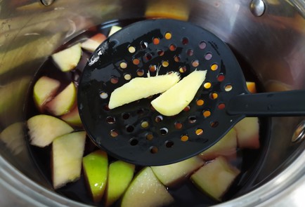 Фото шага рецепта Безалкогольный глинтвейн 191025 шаг 6  