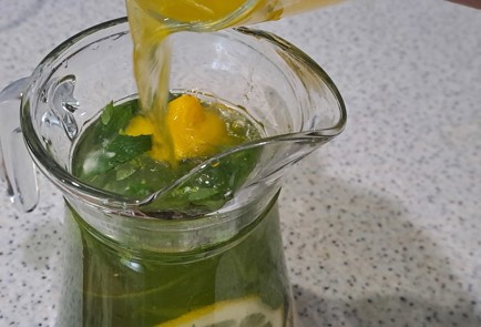 Фото шага рецепта Безалкогольный мохито с медом 186841 шаг 9  