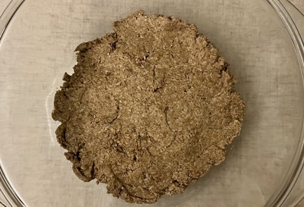 Фото шага рецепта Безглютеновое кокосовое печенье с инжиром 191360 шаг 6  