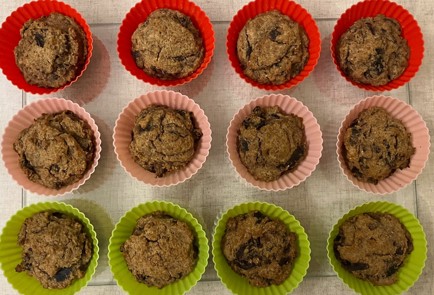 Фото шага рецепта Безглютеновые кексы с черносливом и отрубями 191361 шаг 11  