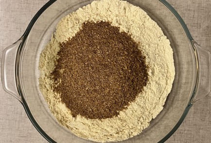 Фото шага рецепта Безглютеновые кексы с черносливом и отрубями 191361 шаг 4  