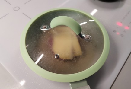 Фото шага рецепта Бифштекс из говядины 191530 шаг 5  