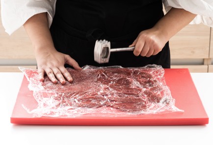 Фото шага рецепта Бифштекс Робеспьер 151405 шаг 3