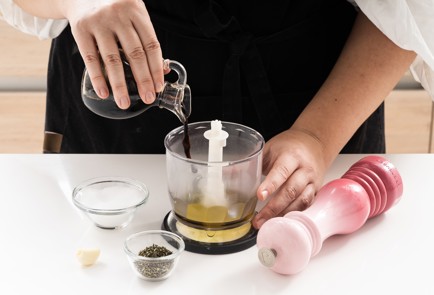 Фото шага рецепта Бифштекс Робеспьер 151405 шаг 6