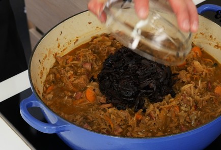 Фото шага рецепта Польская солянка бигос 94049 шаг 10  