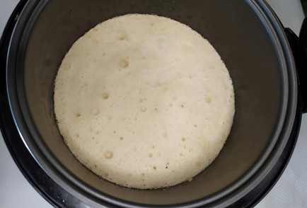 Фото шага рецепта Бисквит в мультиварке 188255 шаг 12