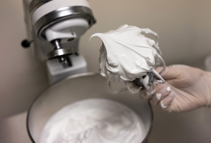 Фото шага рецепта Бисквитное тесто 138597 шаг 2  