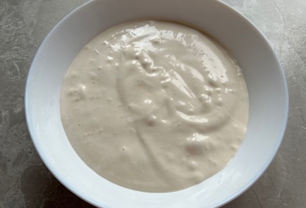 Фото шага рецепта Бисквитный торт с киви 174250 шаг 7  