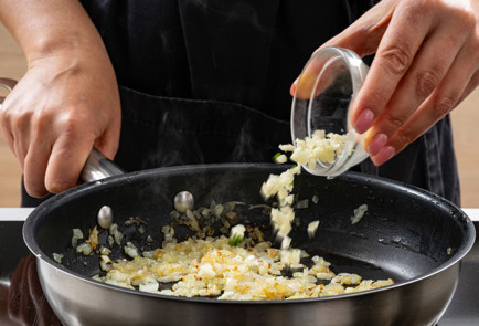 Фото шага рецепта Биточки из минтая 190498 шаг 5  