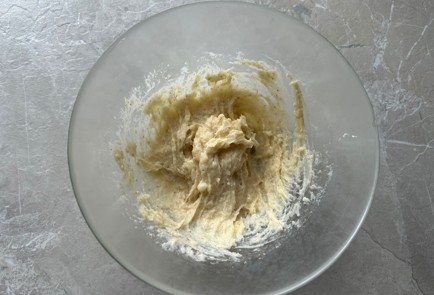 Фото шага рецепта Блинчики с бананом и вареной сгущенкой 189374 шаг 4  