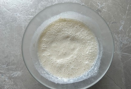 Фото шага рецепта Блинчики с бананом и вареной сгущенкой 189374 шаг 6  