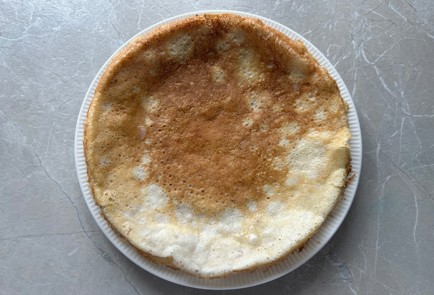 Фото шага рецепта Блинчики с бананом и вареной сгущенкой 189374 шаг 8  