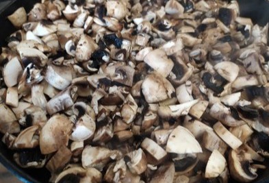 Фото шага рецепта Блинчики с картофелем и грибами 189971 шаг 5  