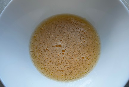 Фото шага рецепта Блинчики с маком на концентрированном молоке 174144 шаг 3  