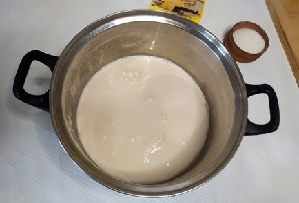 Фото шага рецепта Блинчики с сыром рикотта и голубикой 189725 шаг 1  