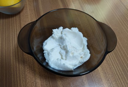 Фото шага рецепта Блинчики с сыром рикотта и голубикой 189725 шаг 4  