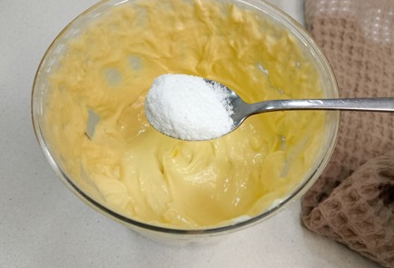 Фото шага рецепта Блинчики с рикоттой и манго 191298 шаг 8