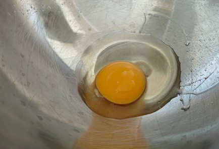 Фото шага рецепта Блинчики с красной рыбой 190656 шаг 1