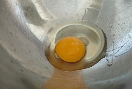 Фото шага рецепта Блинчики с сыром адыгейским 190353 шаг 1  