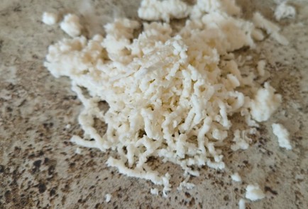 Фото шага рецепта Блинчики с сыром адыгейским 190353 шаг 8  