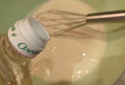 Фото шага рецепта Блинчики с сыром и колбасой 190892 шаг 6  