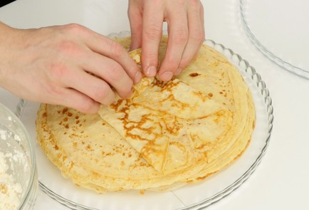 Фото шага рецепта Блинчики с творогом 126418 шаг 5  