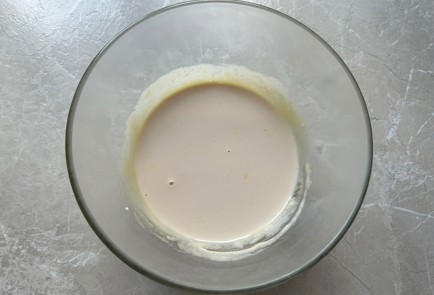 Фото шага рецепта Блинчики с творогом 189809 шаг 3  