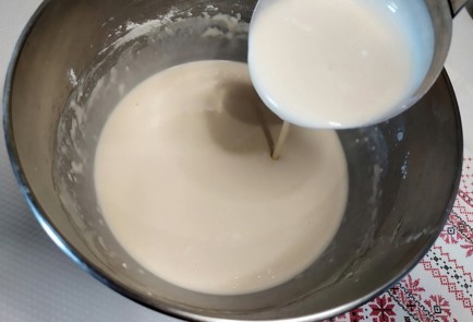 Фото шага рецепта Блинчики с яблоком и корицей 188022 шаг 1  