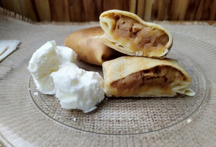 Фото шага рецепта Блинчики с яблоком и корицей 188022 шаг 13  