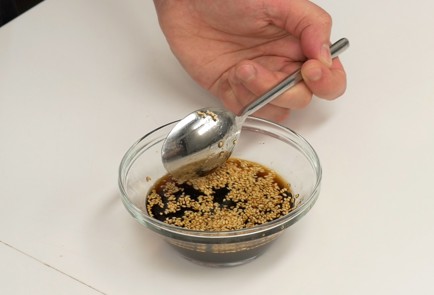 Фото шага рецепта Блинчики с зеленым луком и кинзой 46019 шаг 1  