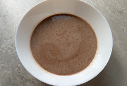 Фото шага рецепта Блинный рулет с клубникой 174129 шаг 7  